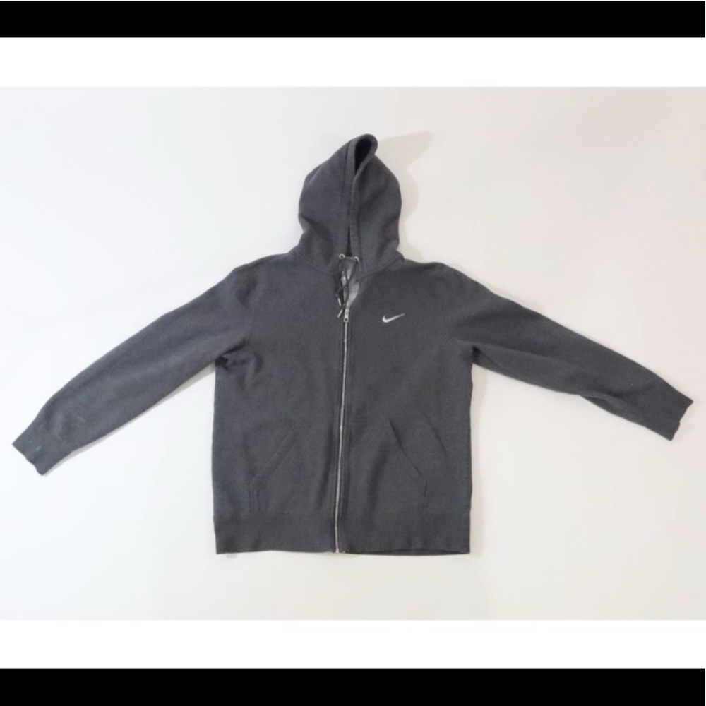 gray nike hoodie